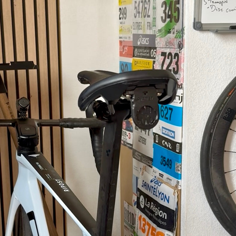ECHO - Support sous selle – Feu arrière – Universel à visser sur selle